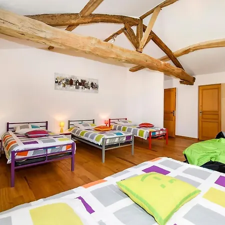 Emilion, Au Milieu Des Vignes Casa de Férias *