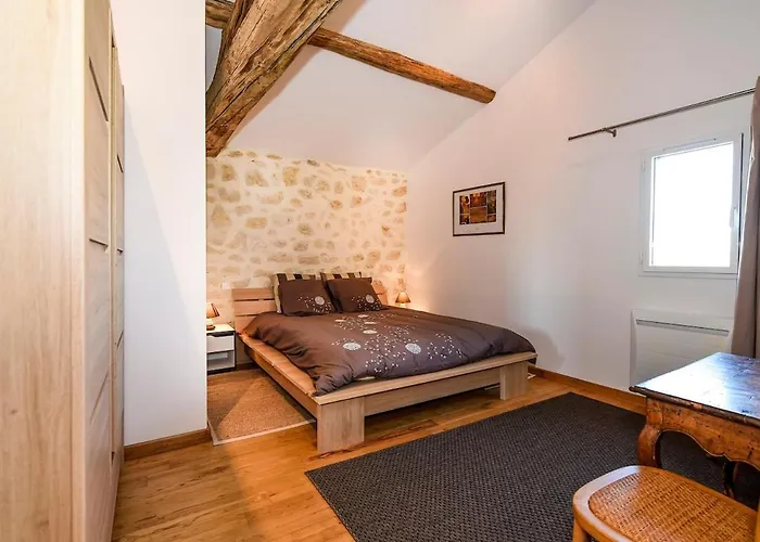 Emilion, Au Milieu Des Vignes 度假居