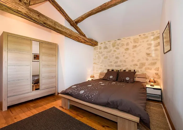 度假居 Emilion, Au Milieu Des Vignes Saint-Sulpice-de-Faleyrens